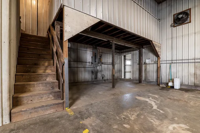 $860,000 | 212 Apple Blossom Lane, Manitowoc, WI 54220