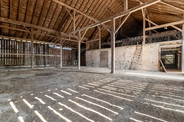 $860,000 | 212 Apple Blossom Lane, Manitowoc, WI 54220