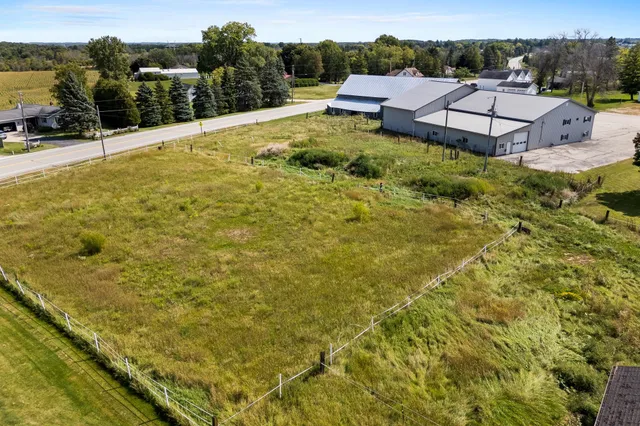 $860,000 | 212 Apple Blossom Lane, Manitowoc, WI 54220