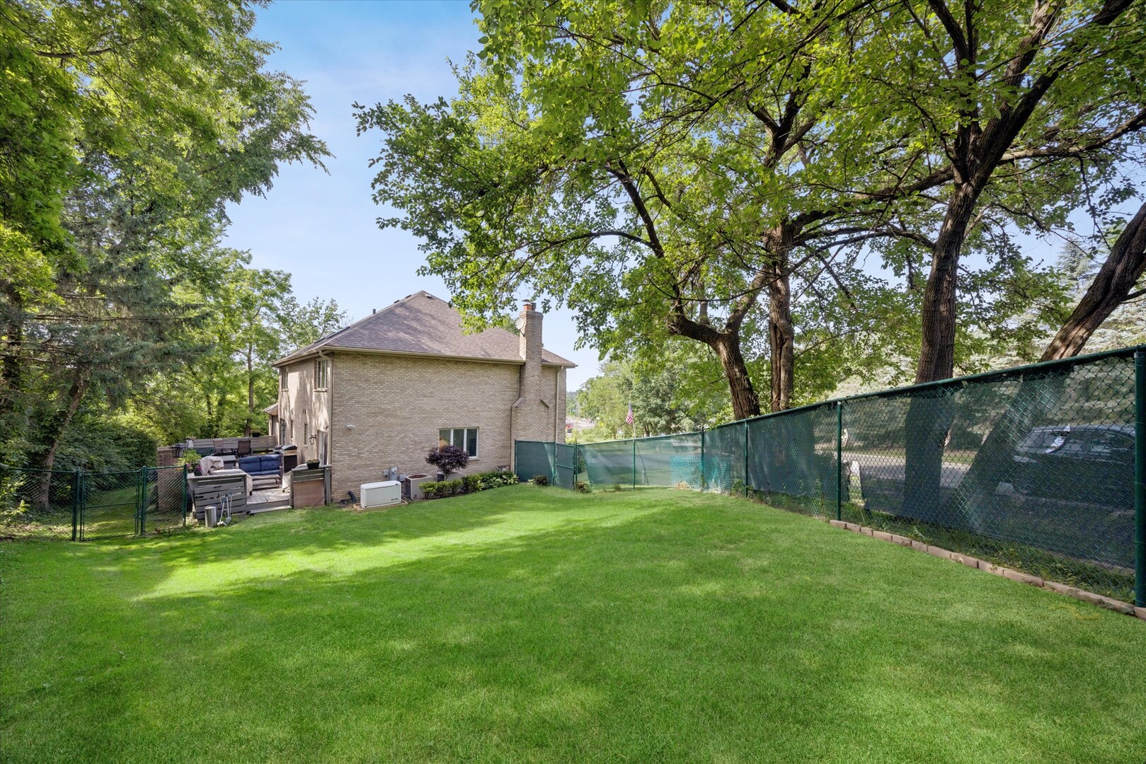 11131 Dineff Road Lemont, IL 60439 - Photo 28 of 37