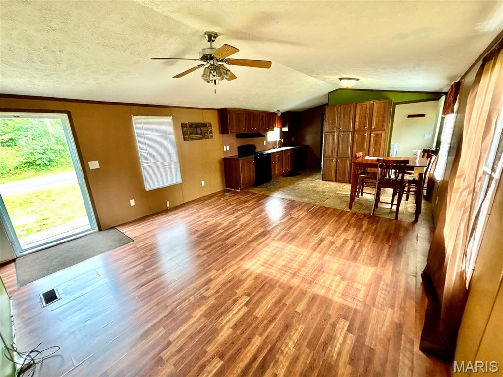 2255 County Road 900 Rinard, IL 62878 - Photo 5 of 26