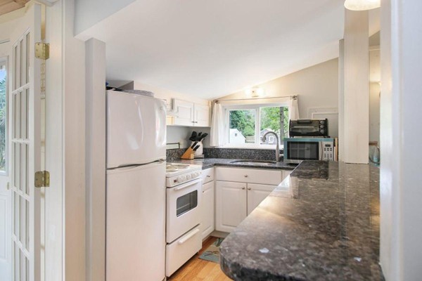 319 South Orleans Road, Unit 9 Orleans, MA 02653 - Photo 8 of 26 Gallery Image 8