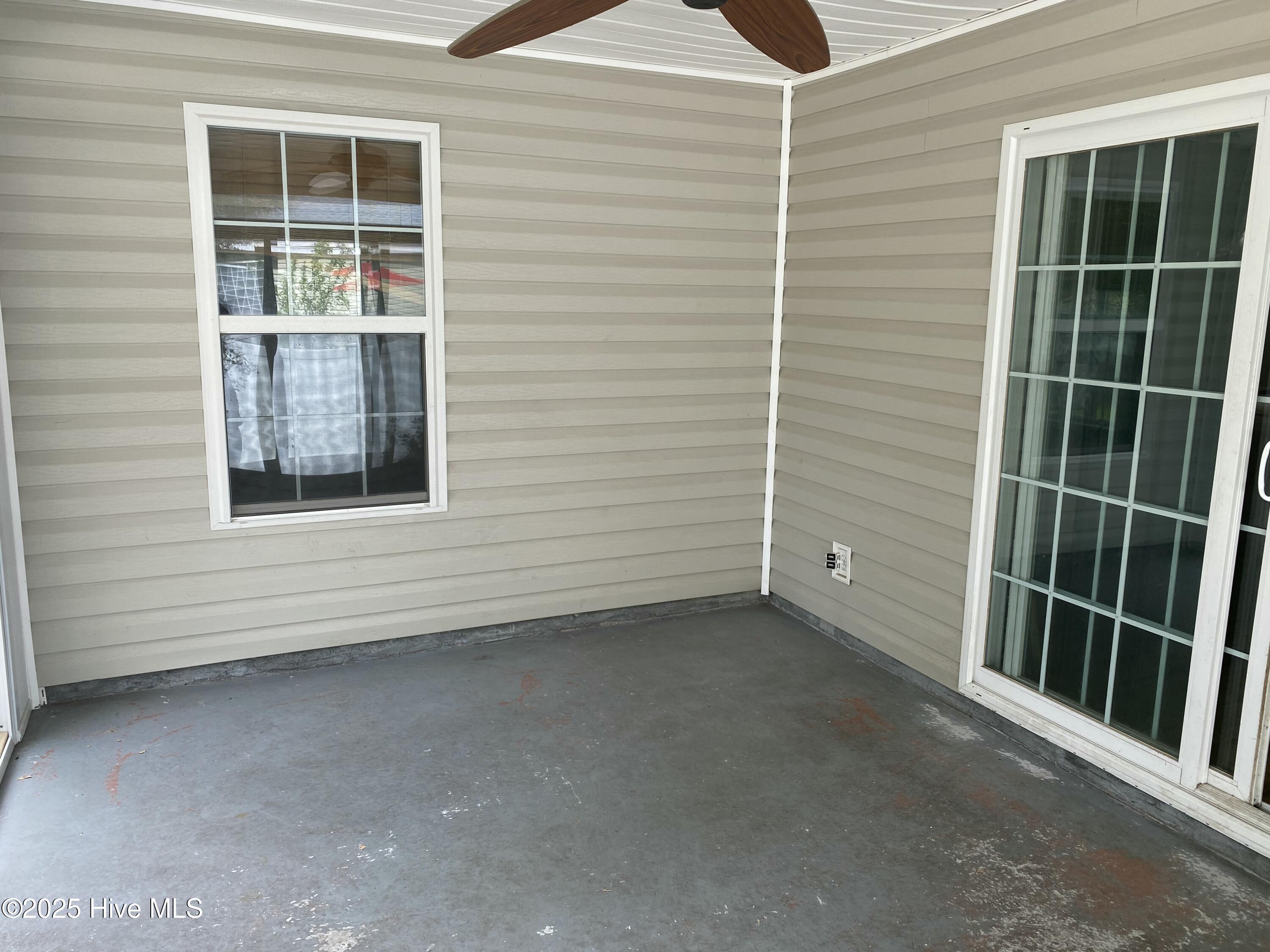 116 Bermuda View New Bern, NC 28560 - Photo 6 of 12 IMG_0222