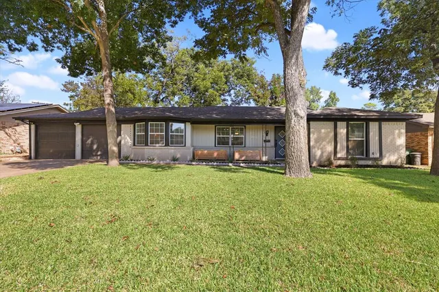 $349,000 | 6629 Tabor Street, North Richland Hills, TX 76180