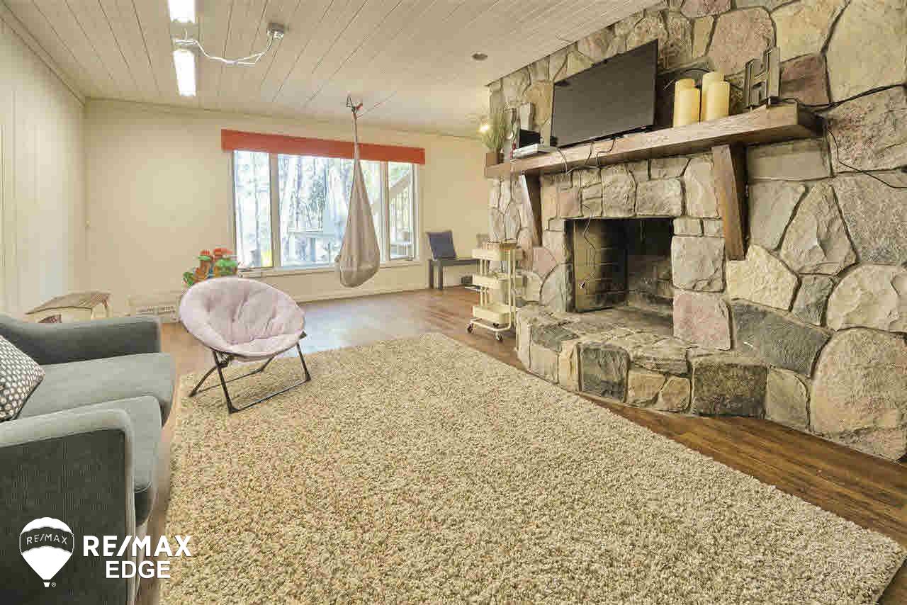 5715 Hasslick Road North Branch, MI 48461 - Photo 9 of 60 21425507-8.JPG