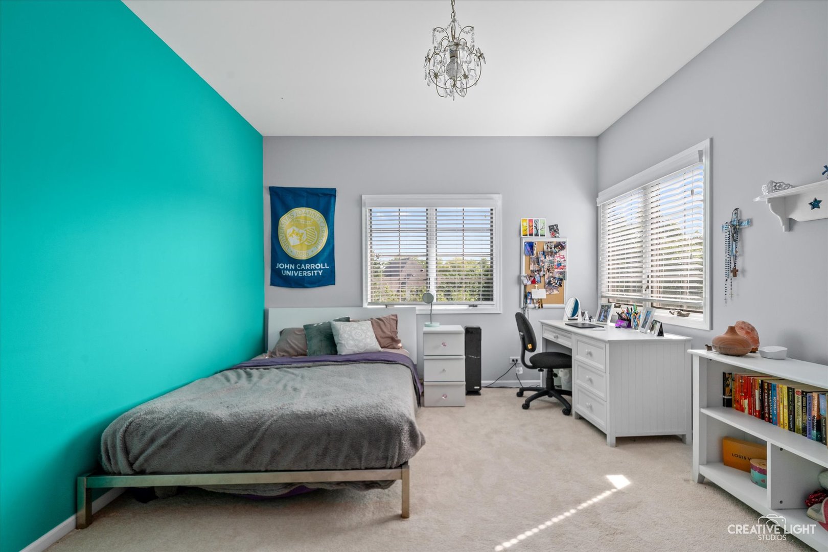 2334 Kane Lane Batavia, IL 60510 - Photo 22 of 34 a bedroom with a bed and a window