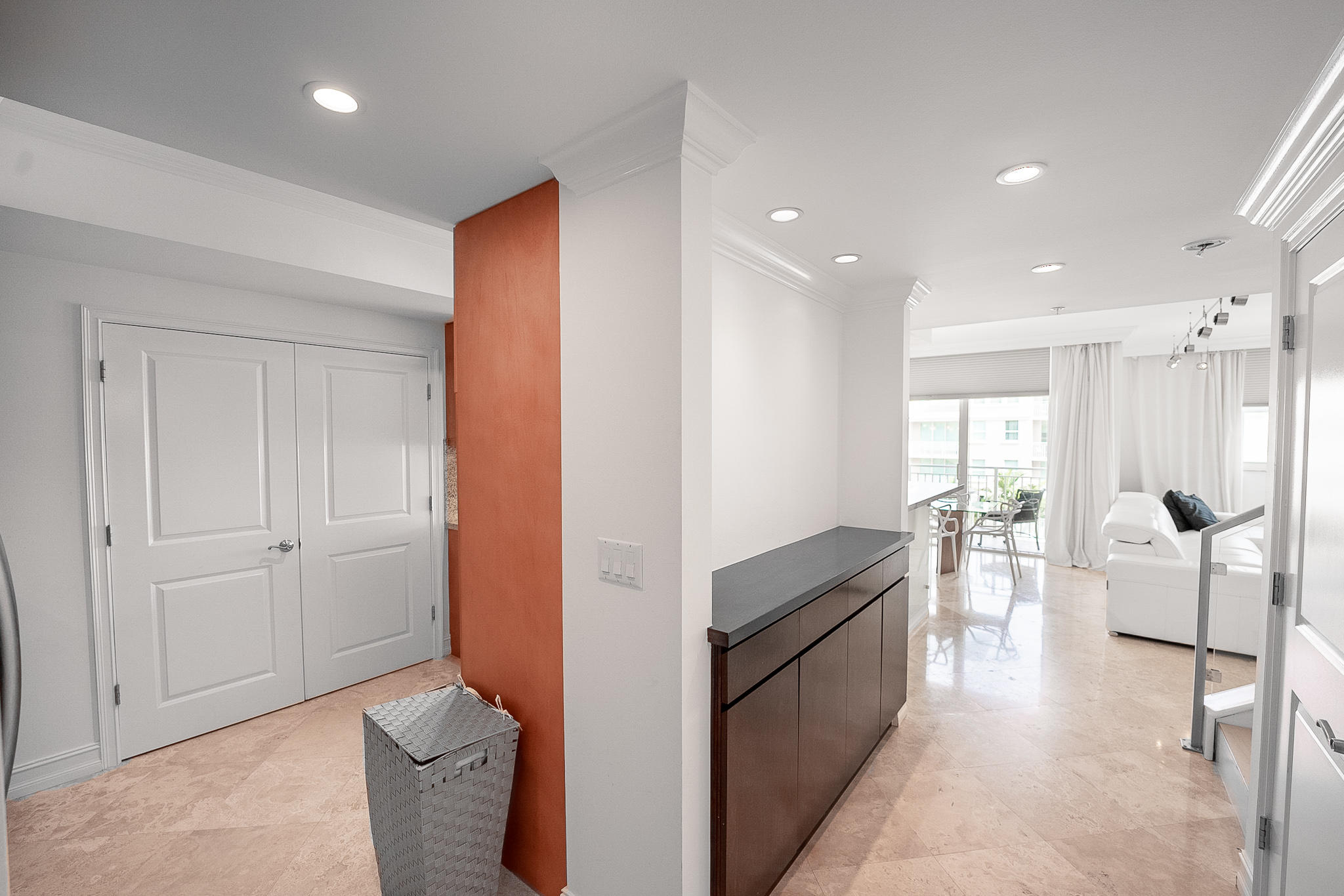 99 Southeast Mizner Boulevard, Unit PH 44 Boca Raton, FL 33432 - Photo 19 of 38 _7R30420-HDR