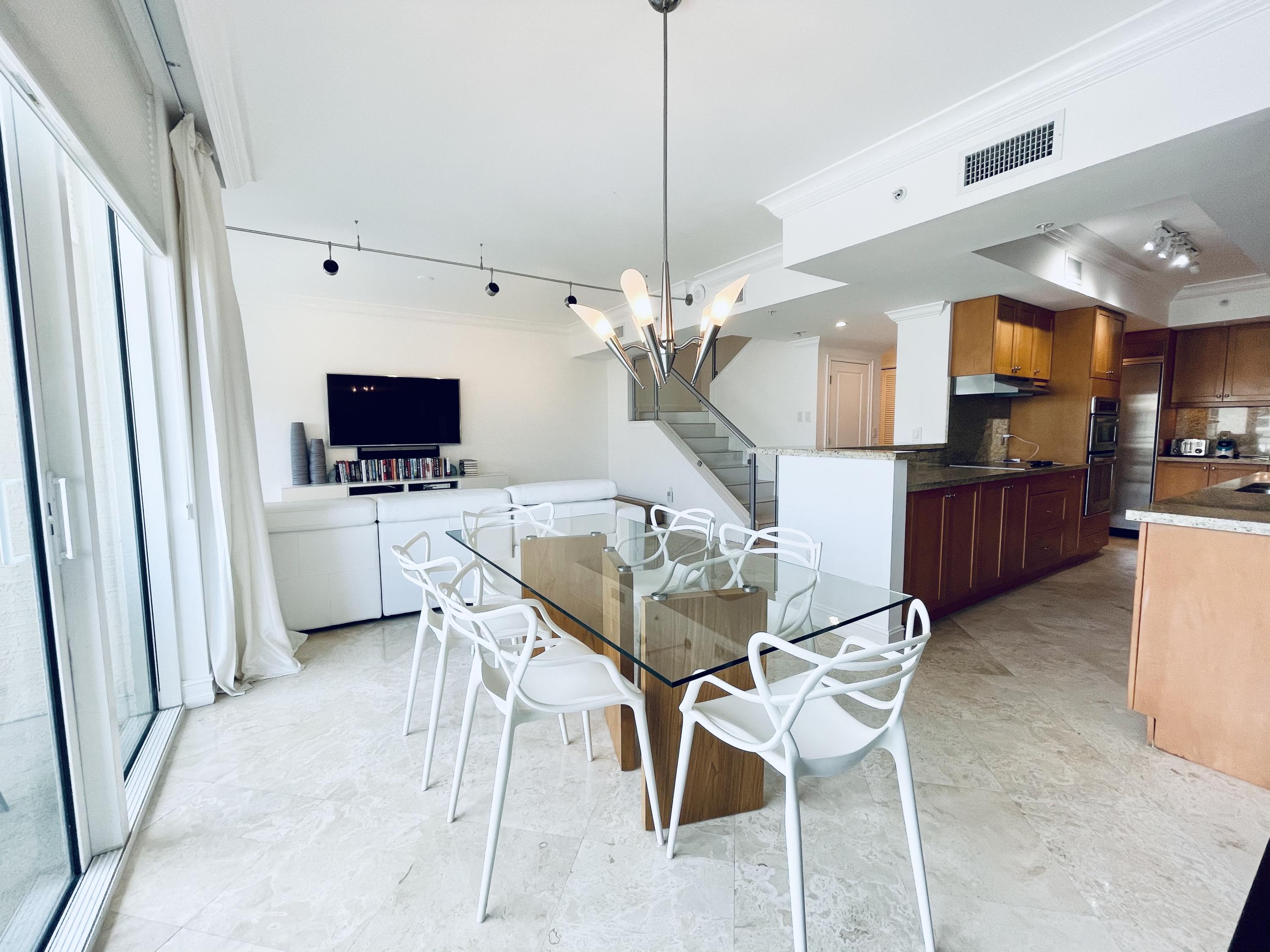 99 Southeast Mizner Boulevard, Unit PH 44 Boca Raton, FL 33432 - Photo 22 of 38 96FB232B-AFE2-4FC3-A5E7-0C3F79ABC092