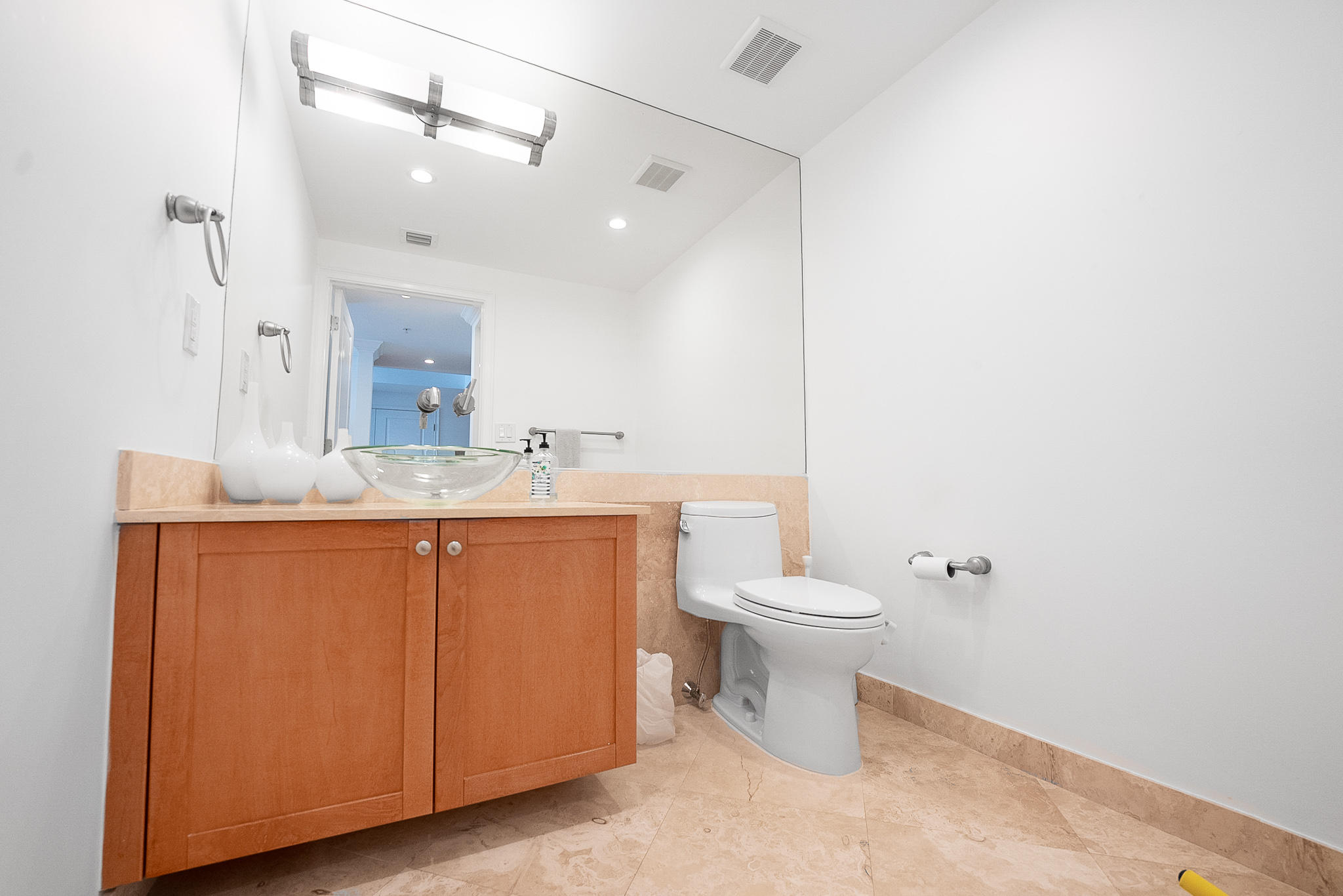 99 Southeast Mizner Boulevard, Unit PH 44 Boca Raton, FL 33432 - Photo 23 of 38 _7R30416-HDR