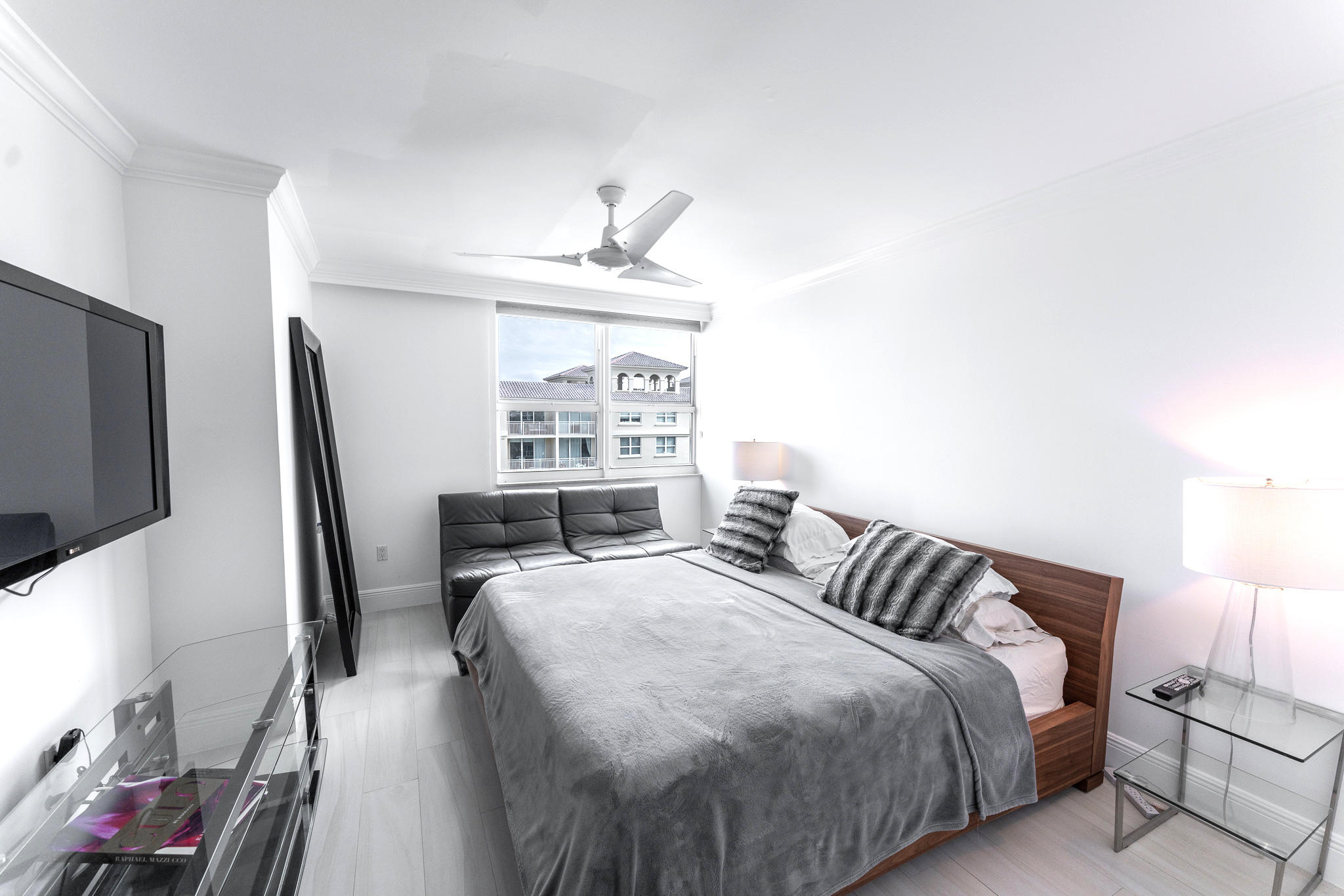 99 Southeast Mizner Boulevard, Unit PH 44 Boca Raton, FL 33432 - Photo 36 of 38 _7R30450-HDR