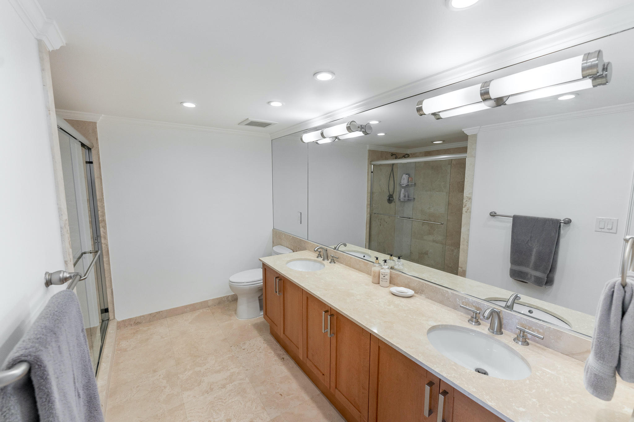 99 Southeast Mizner Boulevard, Unit PH 44 Boca Raton, FL 33432 - Photo 37 of 38 _7R30467-HDR