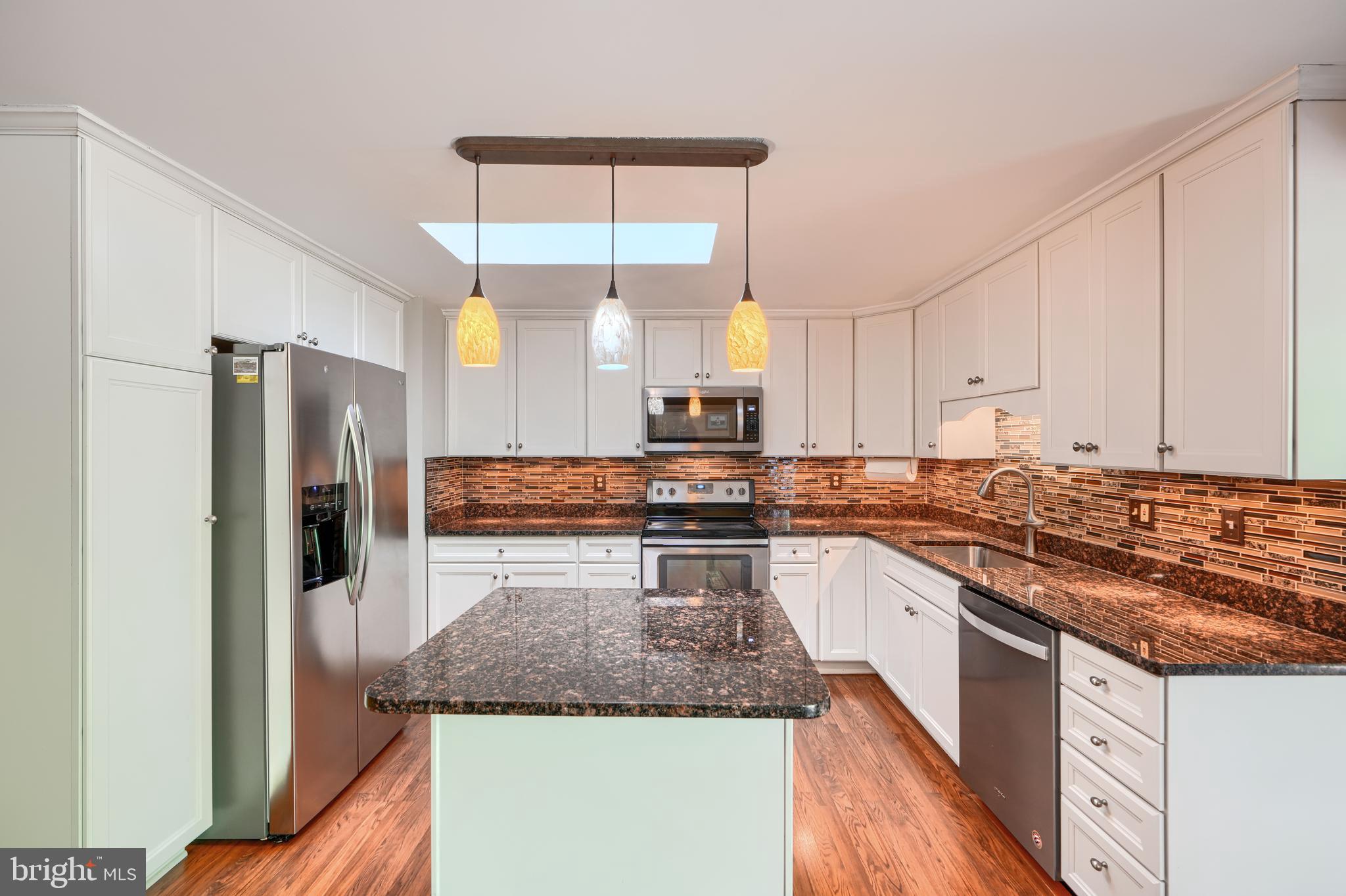 12 Jacobo Lane Baltimore, MD 21239 - Photo 12 of 73 Modern Kitchen