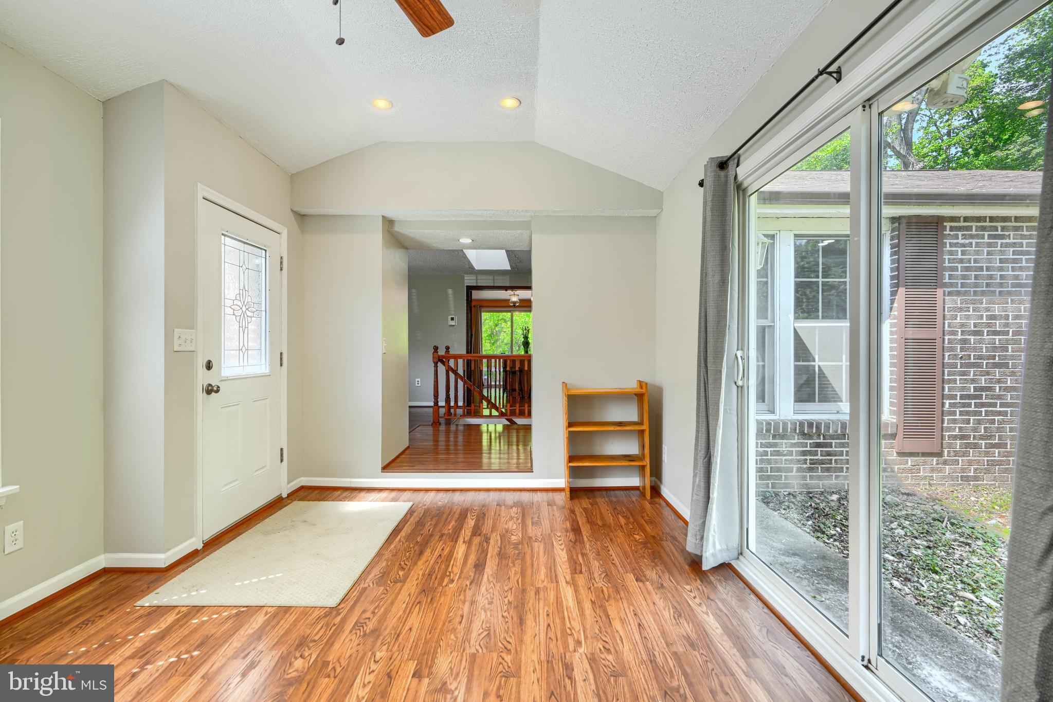 12 Jacobo Lane Baltimore, MD 21239 - Photo 5 of 73