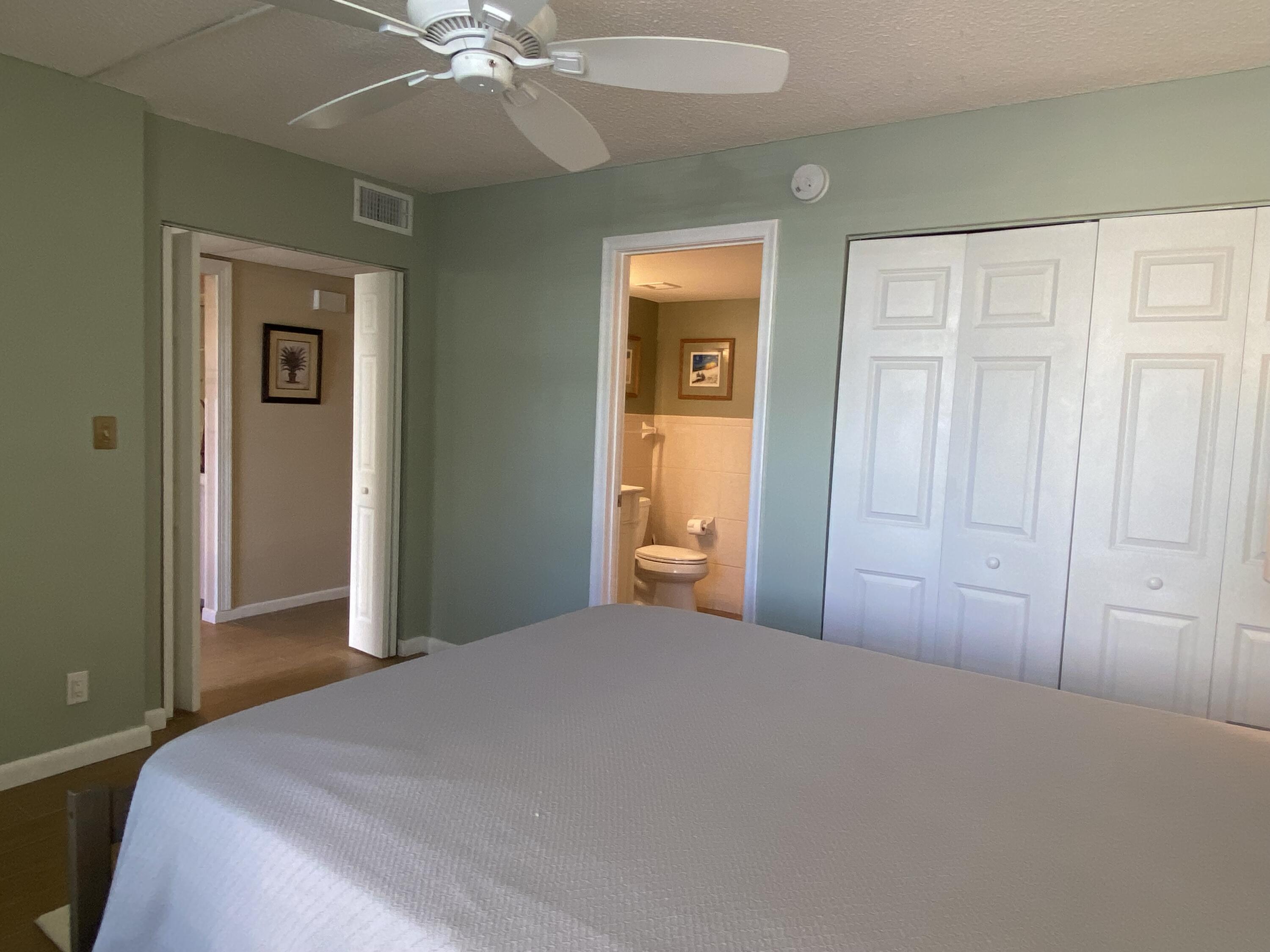 7 Royal Palm Way, Unit 202 Boca Raton, FL 33432 - Photo 28 of 51 IMG_2441