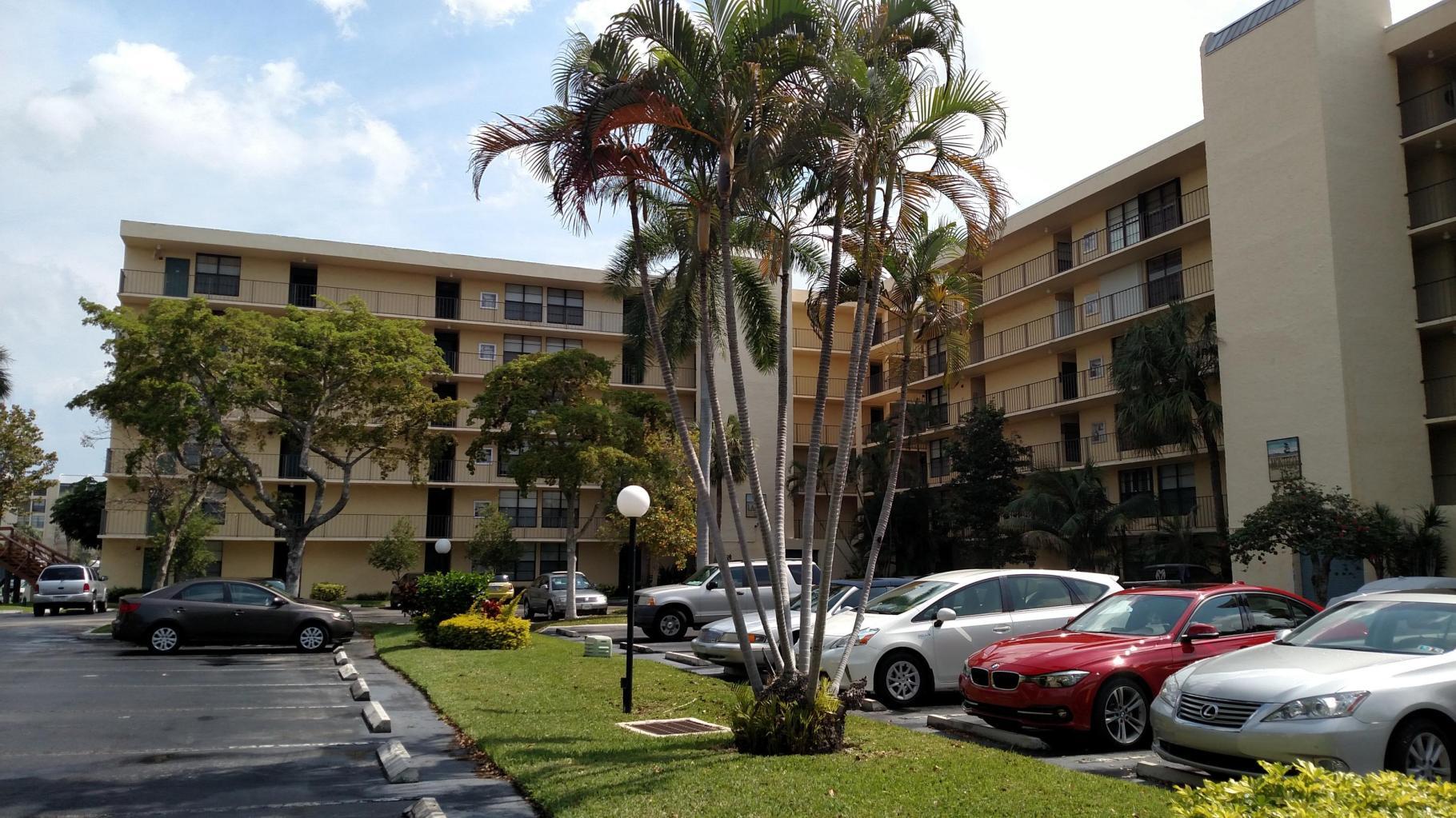 7 Royal Palm Way, Unit 202 Boca Raton, FL 33432 - Photo 30 of 51 20160403135612465422000000-o