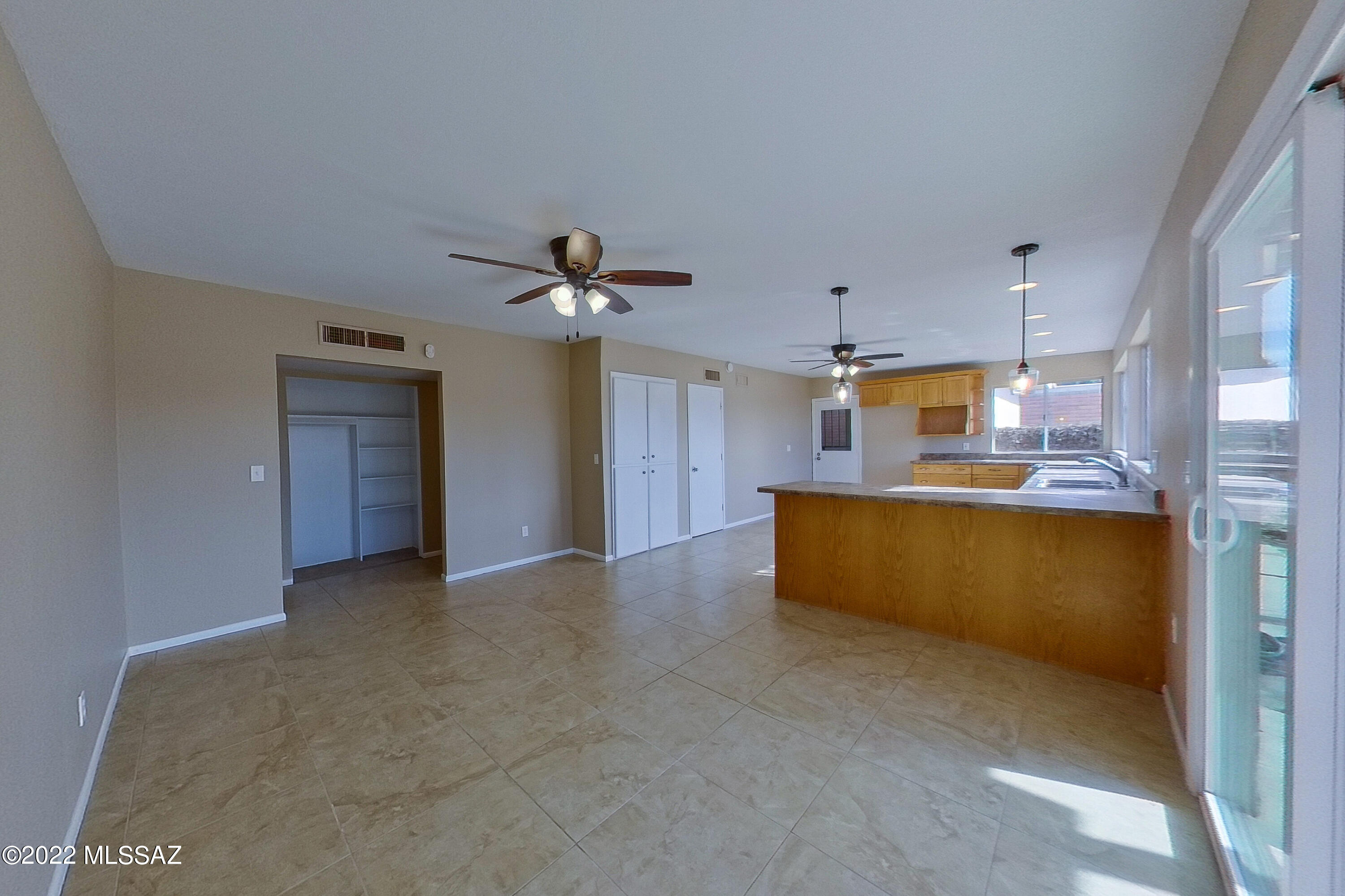 9722 East Sellarole Road Tucson, AZ 85730 - Photo 12 of 25 Gallery Image 12