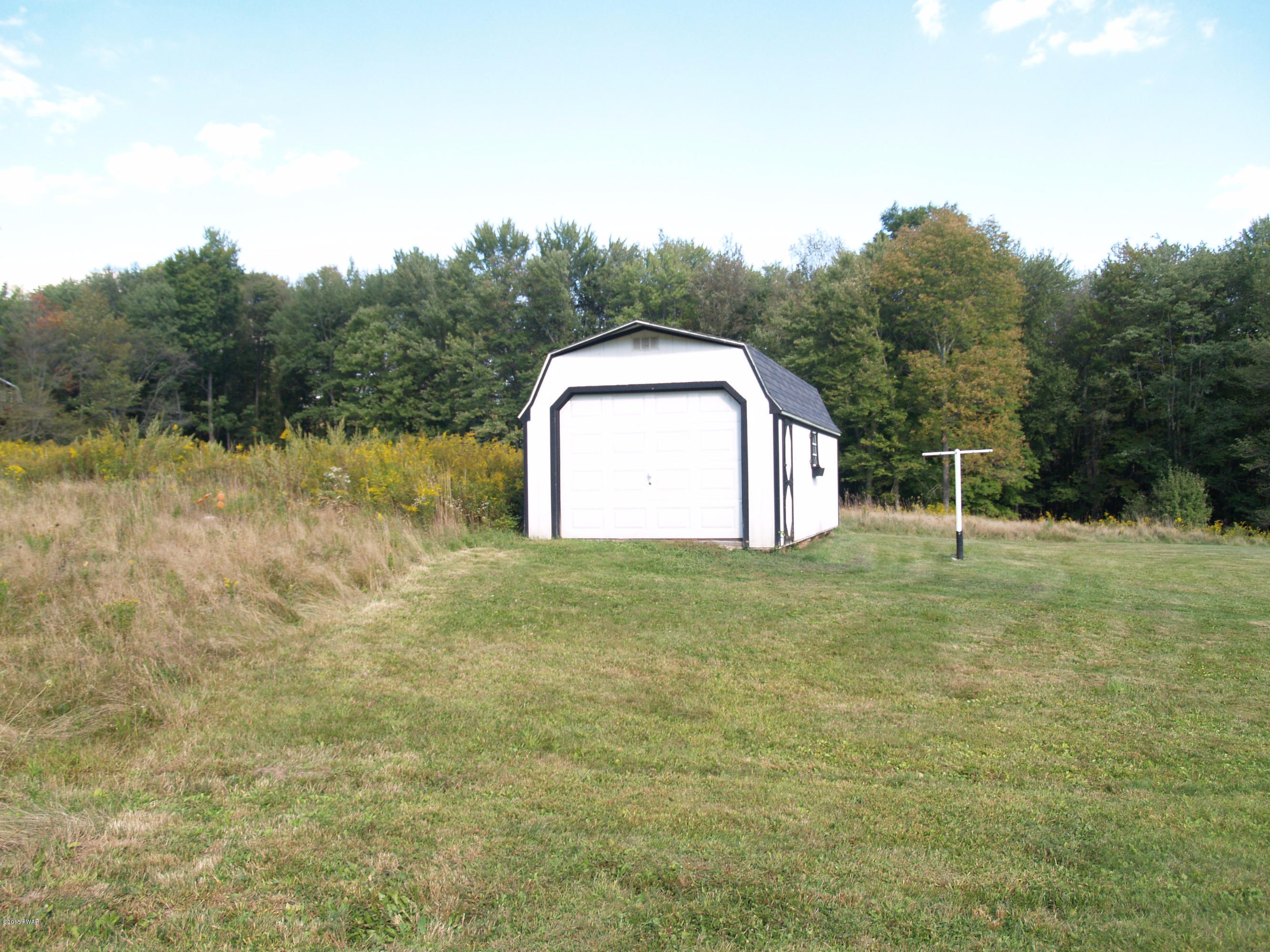 273 Ledgedale Road Lake Ariel, PA 18436 - Photo 2 of 19 Gallery Image 2