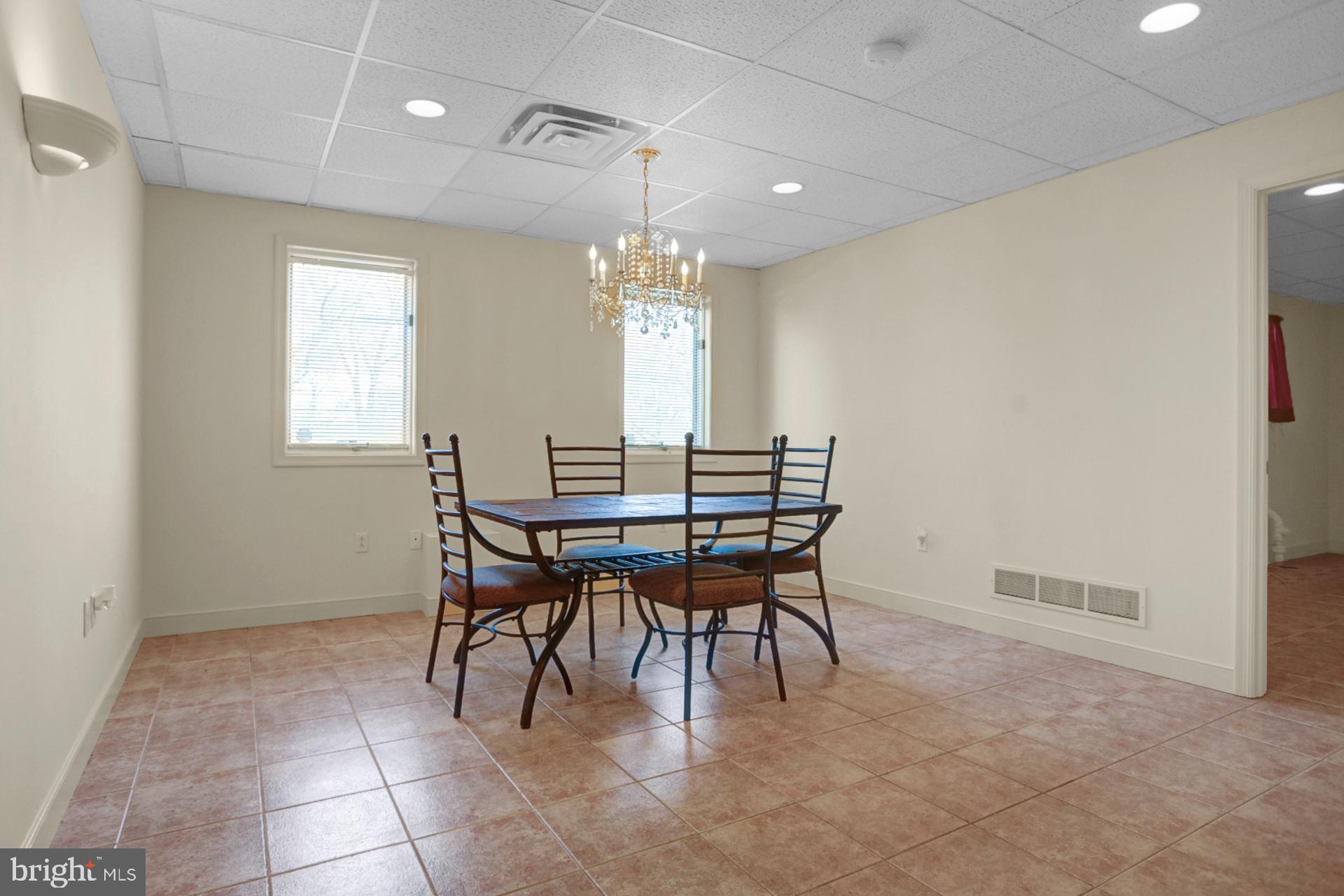 101 Robert Drive Reading, PA 19610 - Photo 109 of 118 In-Law Suite Dining Area Lower Level