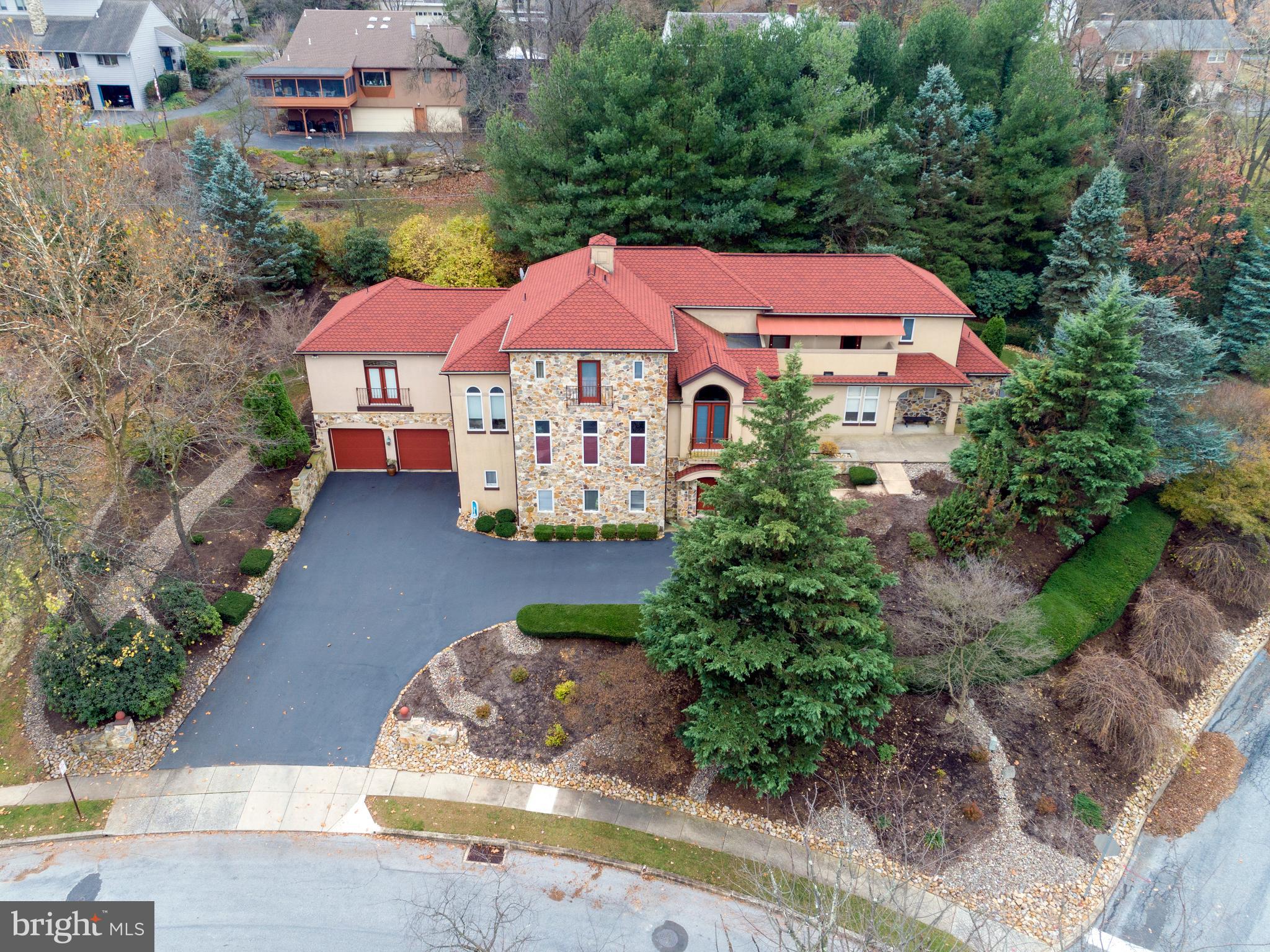 101 Robert Drive Reading, PA 19610 - Photo 4 of 118 Front