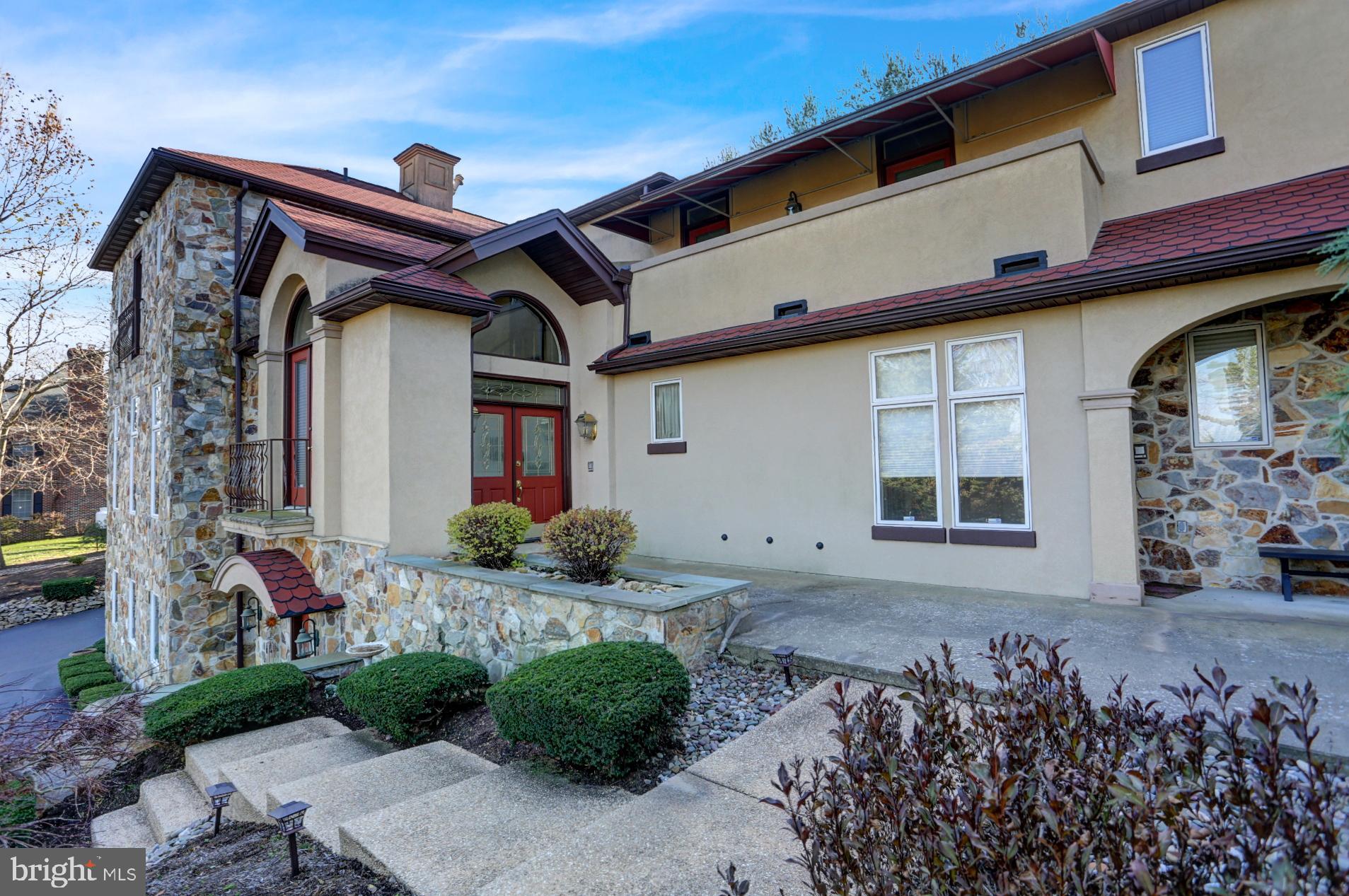 101 Robert Drive Reading, PA 19610 - Photo 7 of 118 Front