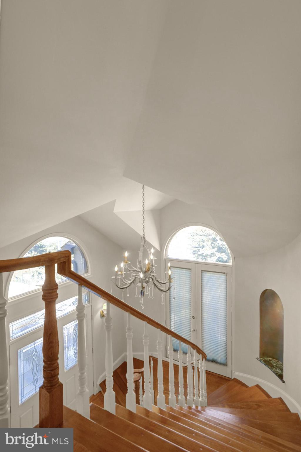 101 Robert Drive Reading, PA 19610 - Photo 97 of 118 Primary Staircase