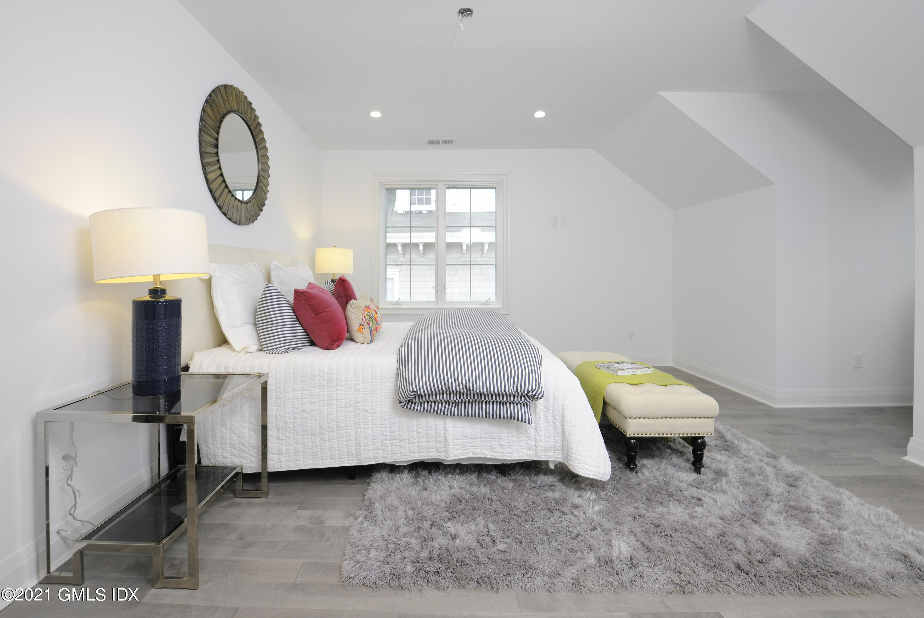 36 Washington Avenue Greenwich, CT 06830 - Photo 20 of 32 Bed2