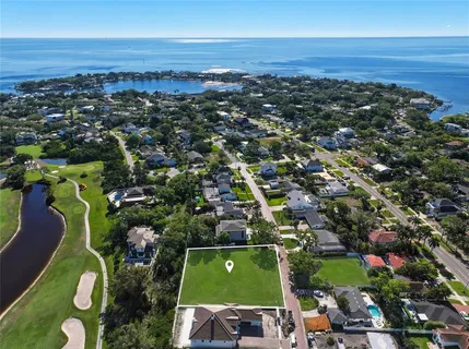 $2,400,000 | 300 Rafael Boulevard Northeast, St. Petersburg, FL 33704
