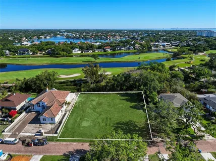 $2,400,000 | 300 Rafael Boulevard Northeast, St. Petersburg, FL 33704