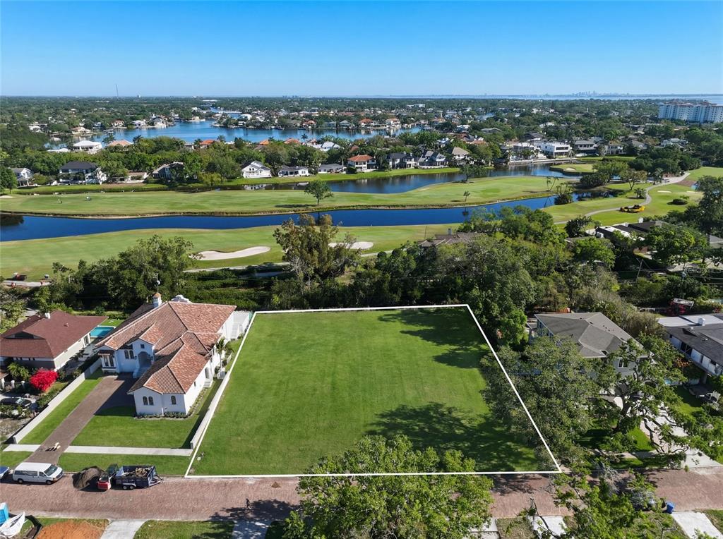 300 Rafael Boulevard Northeast St. Petersburg, FL 33704 - Photo 5 of 15