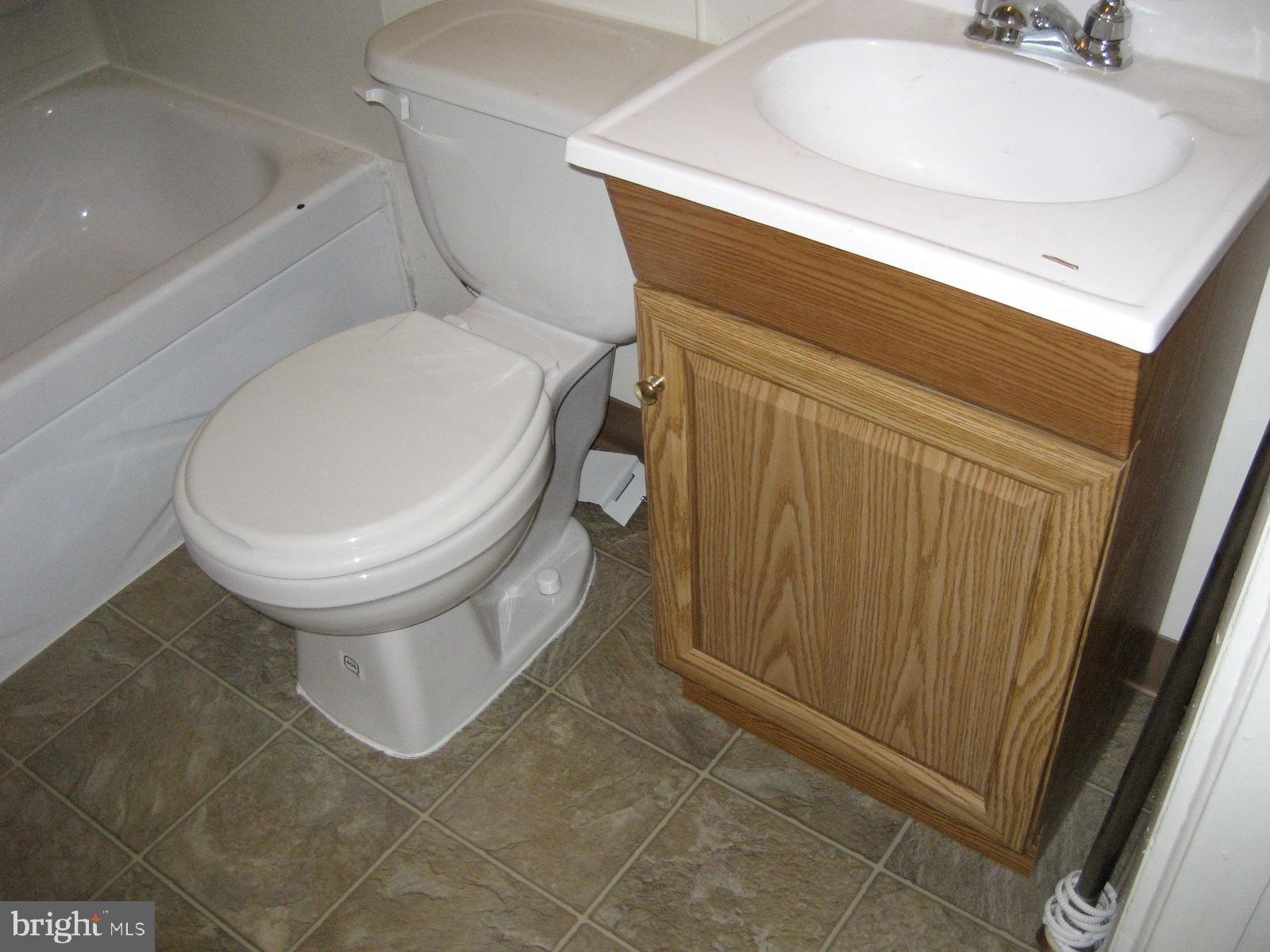 2924 West Octagon Road Camden, NJ 08104 - Photo 10 of 16 Gallery Image 10