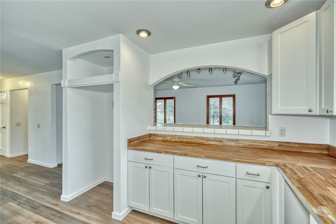 147 Basket Road Webster, NY 14580 - Photo 19 of 49 KITCHEN