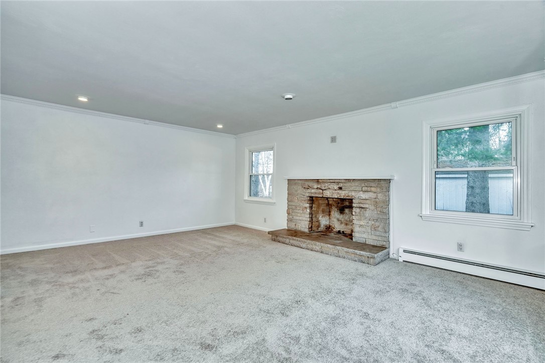 147 Basket Road Webster, NY 14580 - Photo 8 of 49 GREAT ROOM