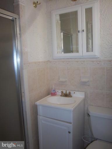 1308 Robin Road Pikesville, MD 21208 - Photo 6 of 15 Bath (Master)