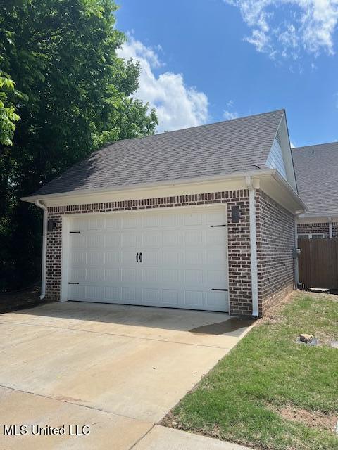 186 East South Street Hernando, MS 38632 - Photo 2 of 29 IMG_9116