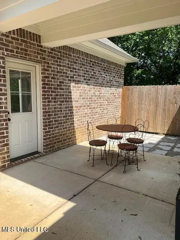 $339,000 | 186 East South Street, Hernando, MS 38632