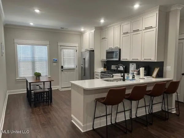 $339,000 | 186 East South Street, Hernando, MS 38632