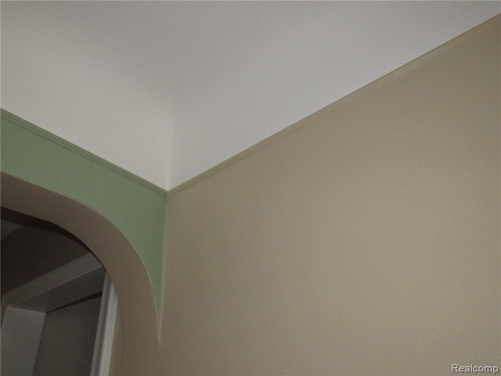 2928 Harvard Road Berkley, MI 48072 - Photo 7 of 21 Coved Plaster Ceilings
