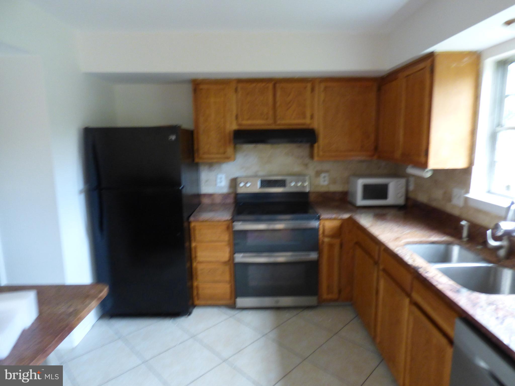 13422 Country Ridge Drive Germantown, MD 20874 - Photo 4 of 20