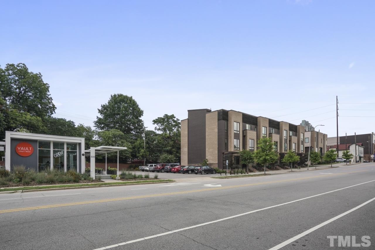 514 West South Street Raleigh, NC 27601 - Photo 41 of 41 a city street with a building in the background