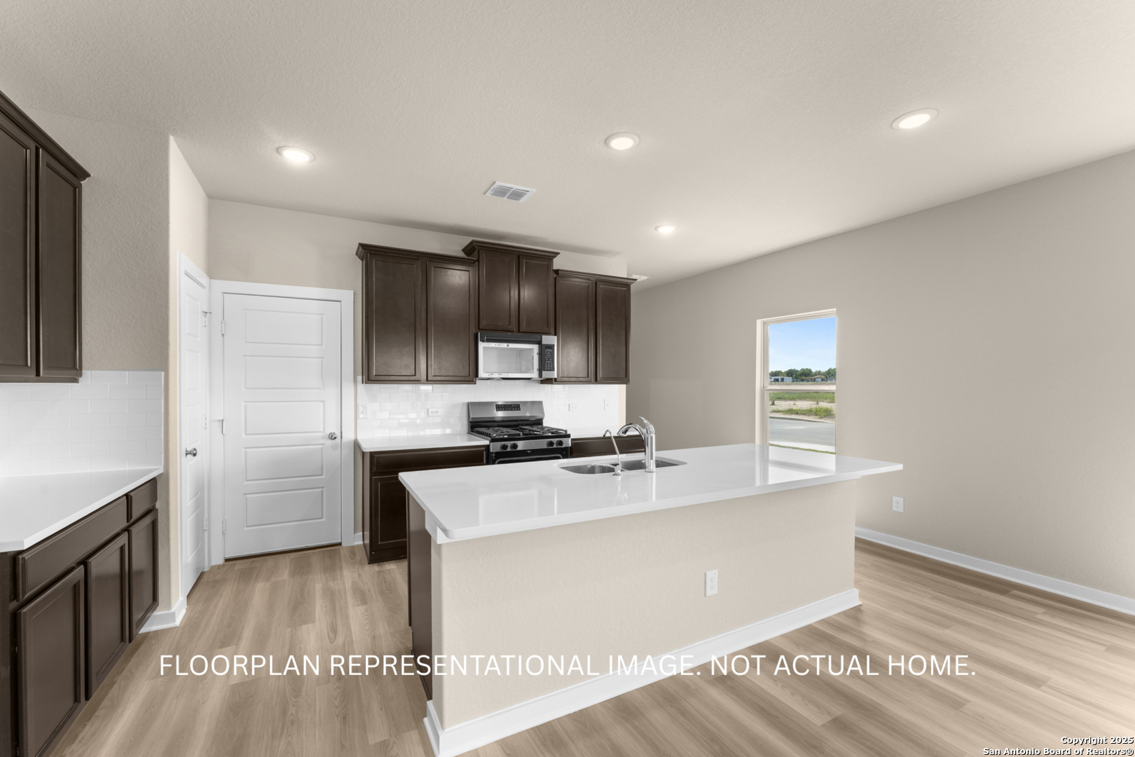 10423 Hotspur Road Converse, TX 78109 - Photo 11 of 27