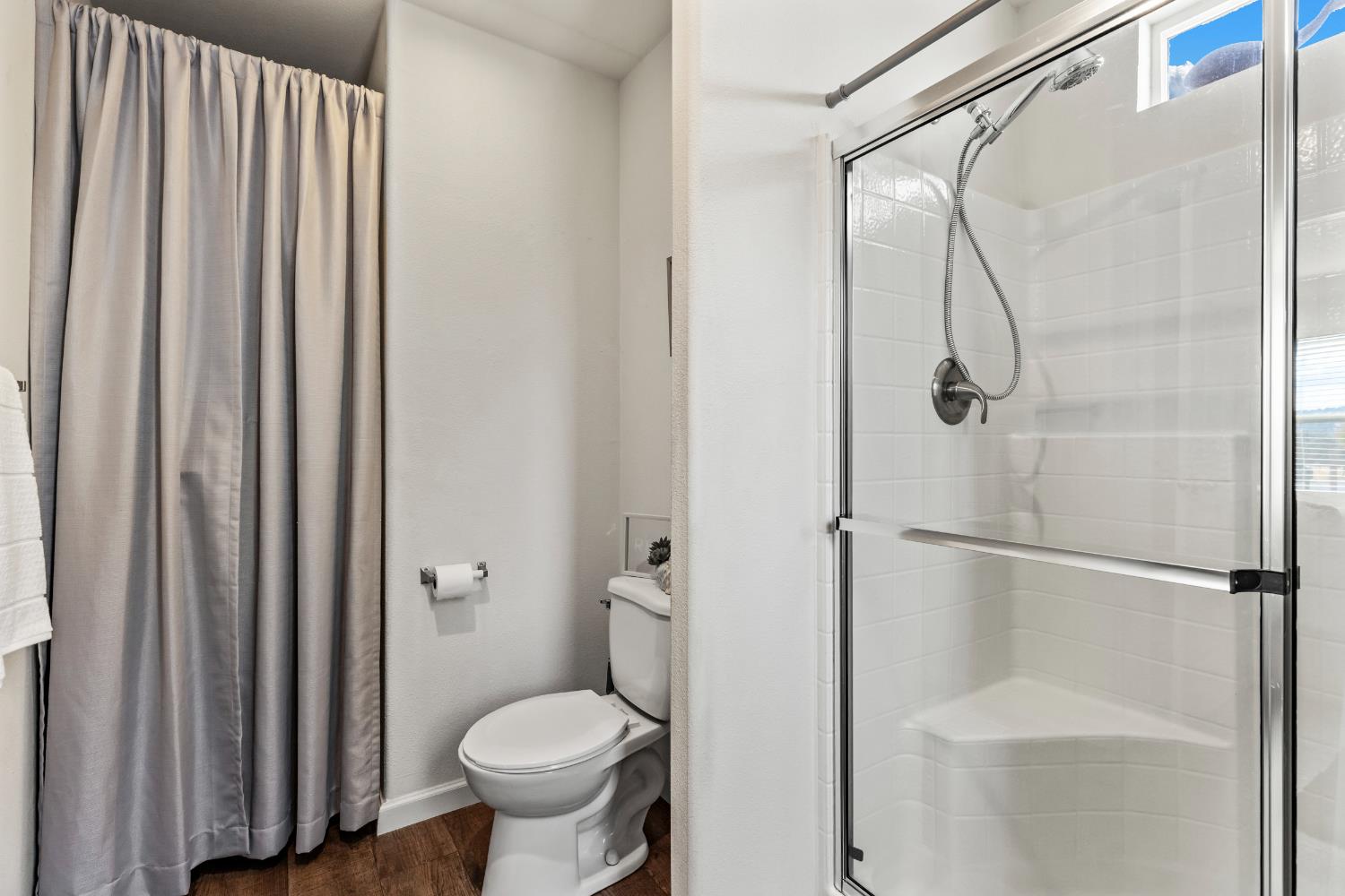 16120 Jacksonville Road Jamestown, CA 95327 - Photo 22 of 30 a bathroom with a shower and a toilet