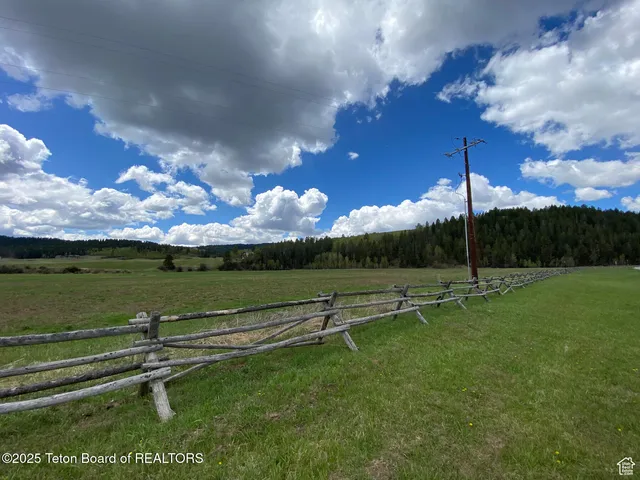 $235,000 | 34 Chipmunk Lane, Wayan, ID 83285