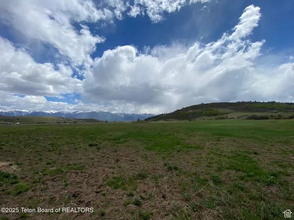 $235,000 | 34 Chipmunk Lane, Wayan, ID 83285