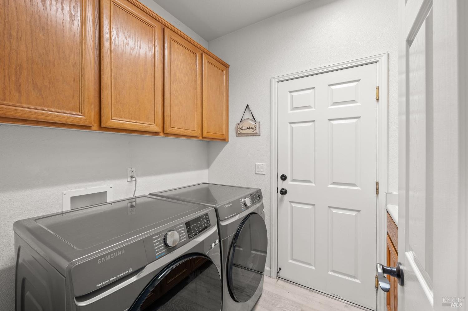 602 Summerset Drive Rio Vista, CA 94571 - Photo 27 of 65 Laundry room with access to the garage.