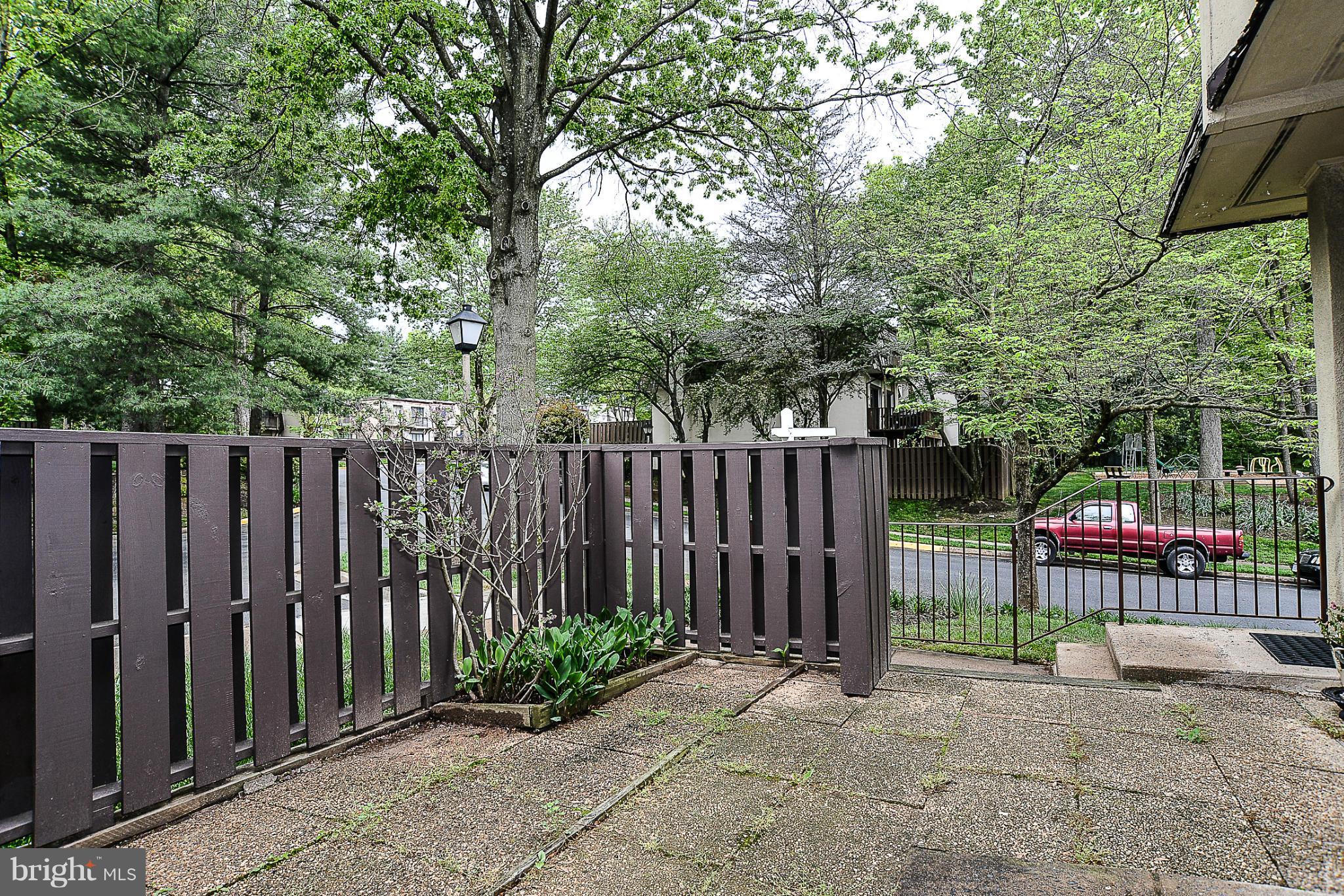 1637 Valencia Way Reston, VA 20190 - Photo 24 of 30 Patio off Kitchen