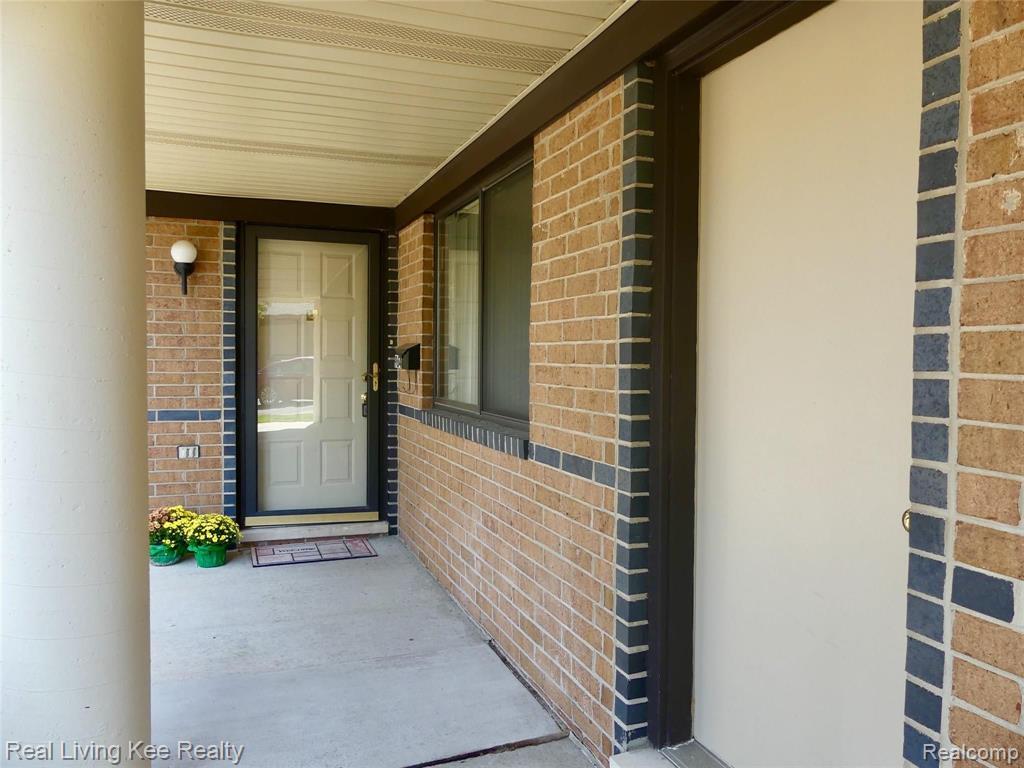 964 Wexford Way Rochester Hills, MI 48307 - Photo 23 of 25