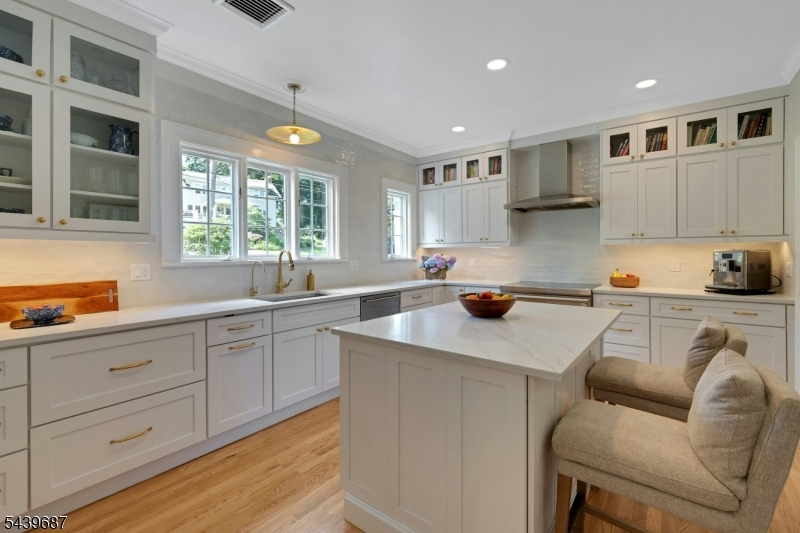 66 Ball Road Mountain Lakes, NJ 07046 - Photo 17 of 49