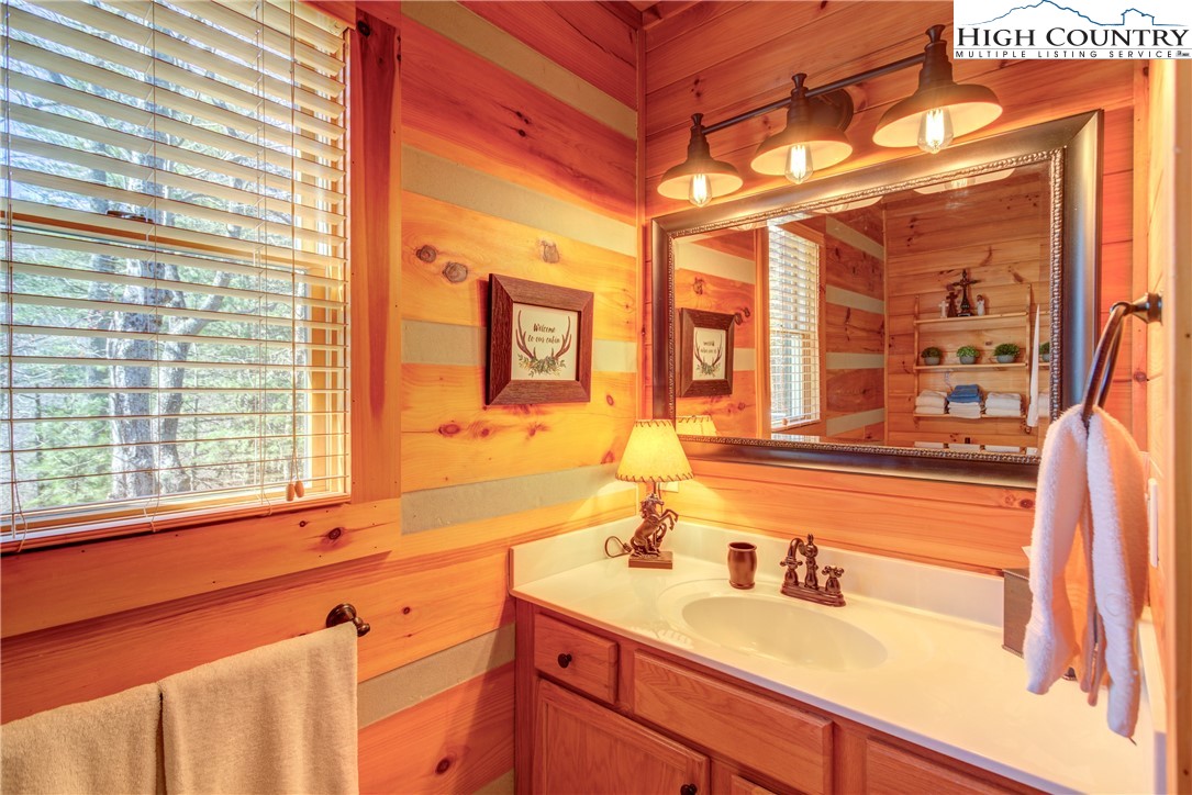 297 Woodby Ridge Road Vilas, NC 28692 - Photo 17 of 43 Gallery Image 17