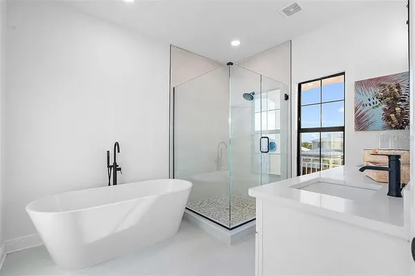 $3,995 | 6418 Margarita Shores Lane, Apollo Beach, FL 33572