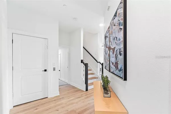 $3,995 | 6418 Margarita Shores Lane, Apollo Beach, FL 33572